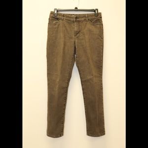 Chico’s Ultimate Fit Slim Leg Pants